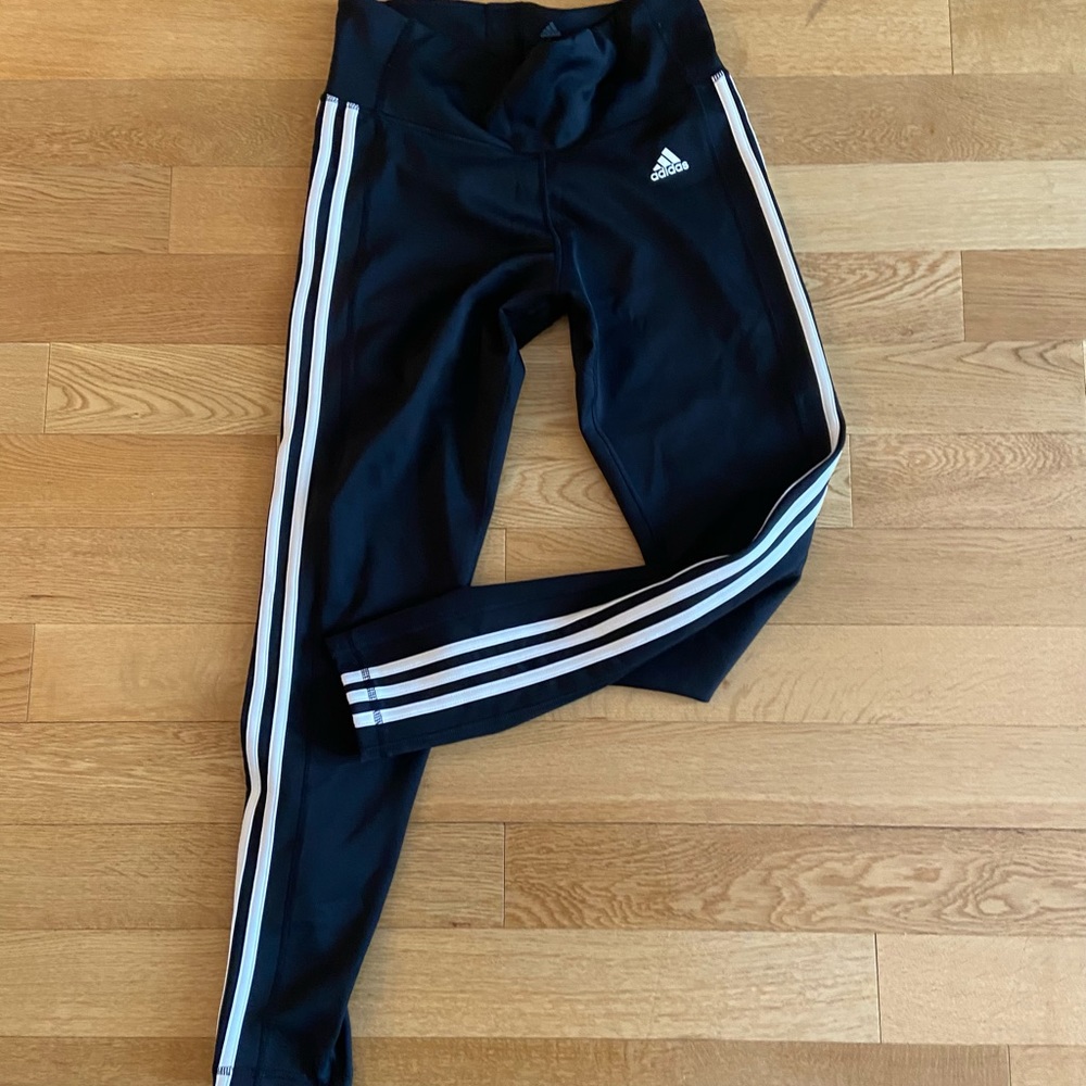 Adidas 3 stripe leggings - Size M